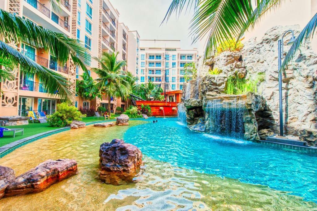 Atlantis Condo Resort jomtien Extérieur photo