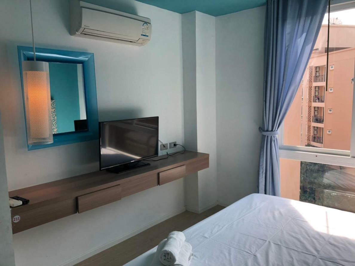 Atlantis Condo Resort jomtien Extérieur photo