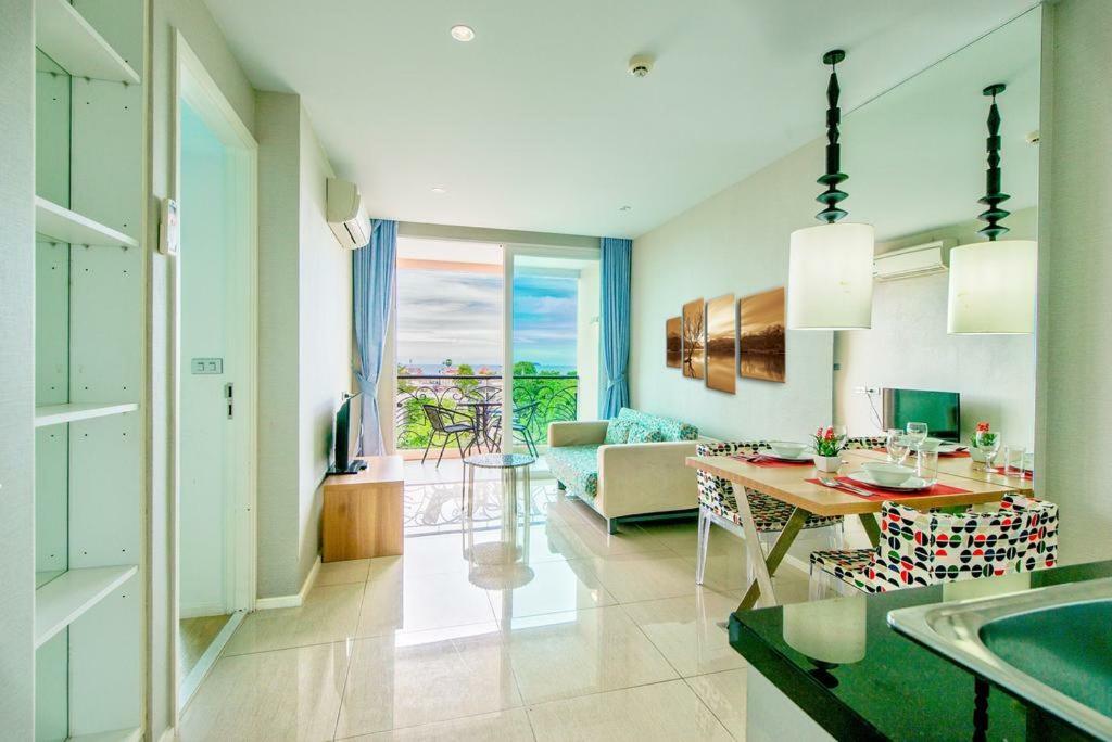 Atlantis Condo Resort jomtien Extérieur photo