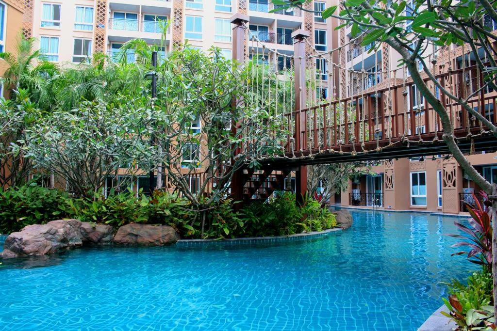 Atlantis Condo Resort jomtien Extérieur photo